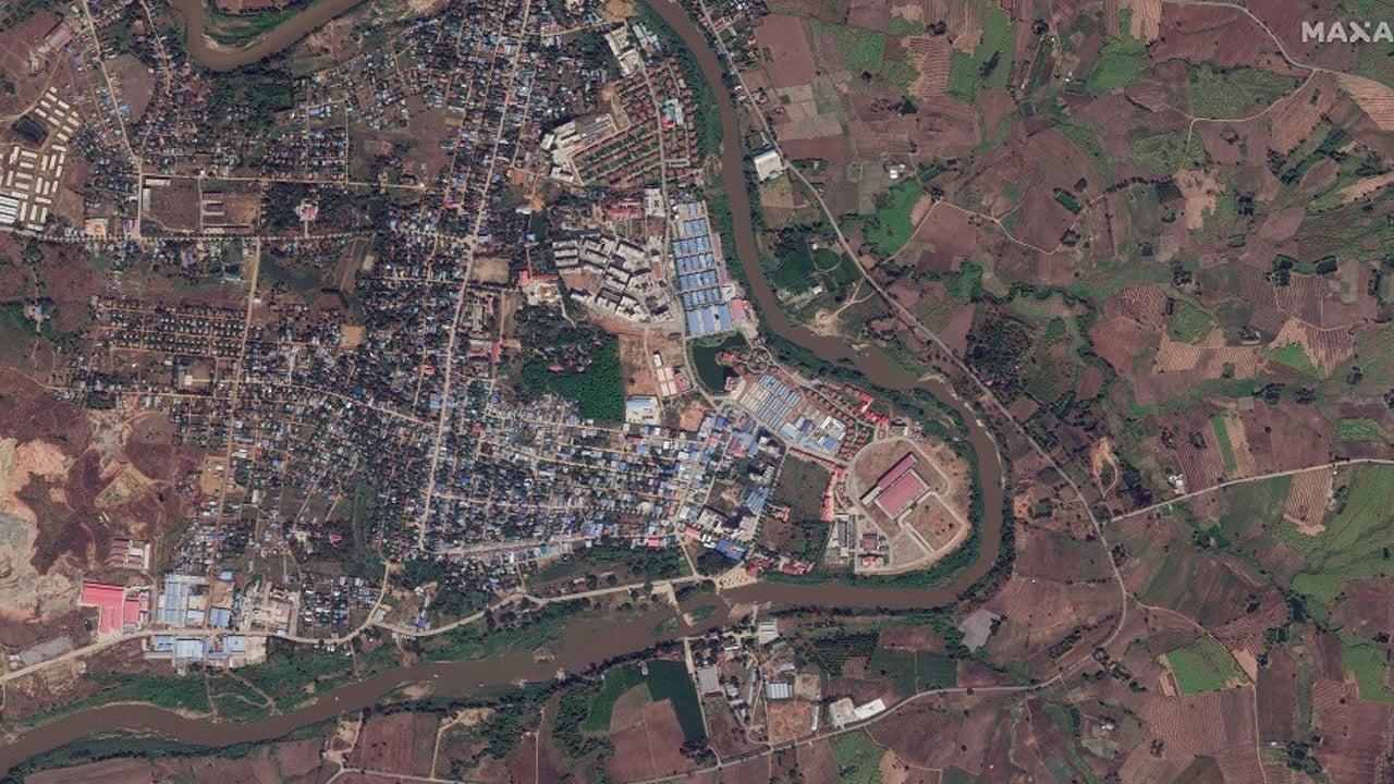 Compound in Myanmar FOTO Satellite image 2023 Maxar Technologies