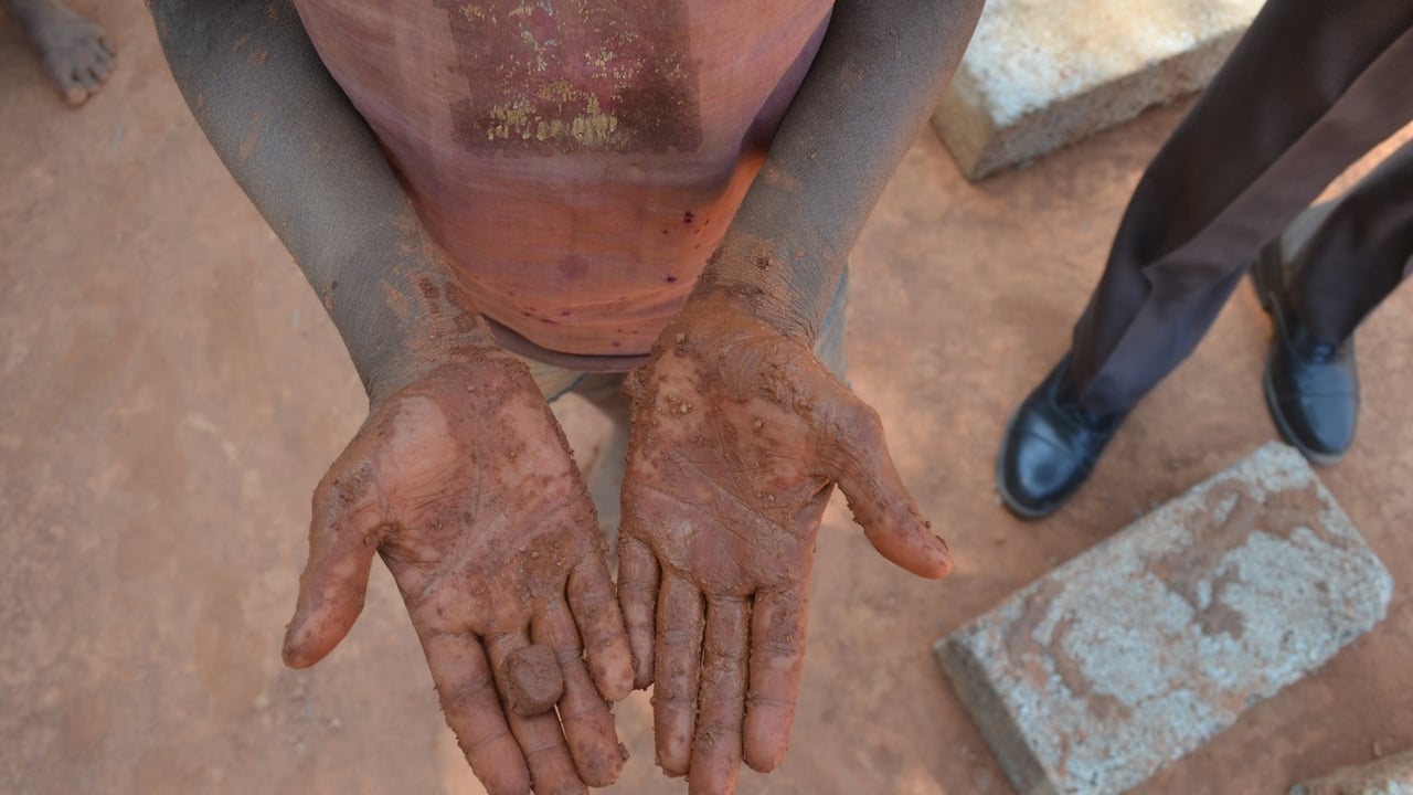 Brickfactory hands
