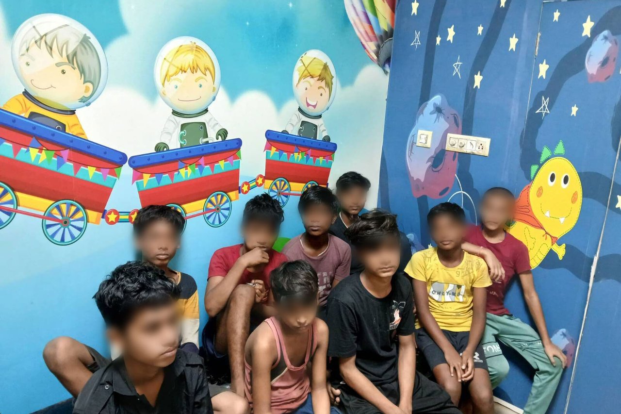 Signal 2025 09 16 183942 Blurred jpg 202509 WEB Nine Minors Freed From Restaurants Full Use